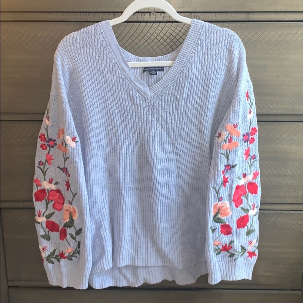 American Eagle Sweater
